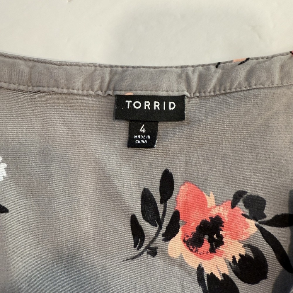 Torrid Gray Floral Challis Zip-Front 3/4 Tab Sleeve Shirt Dress Size‎ 4X - Picture 13 of 13